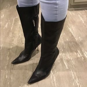 Guess boots